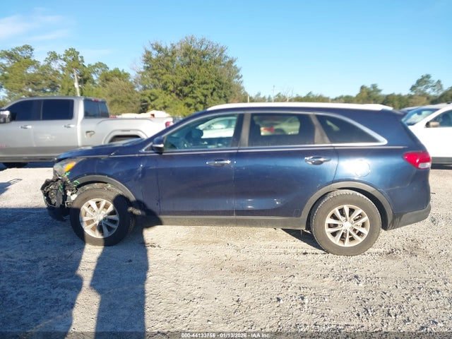 2018 Kia Sorento 3.3l Lx მანქანა იყიდება აუქციონზე, vin: 5XYPG4A53JG372617, აუქციონის ნომერი: 44133756
