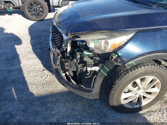 2018 Kia Sorento 3.3l Lx მანქანა იყიდება აუქციონზე, vin: 5XYPG4A53JG372617, აუქციონის ნომერი: 44133756