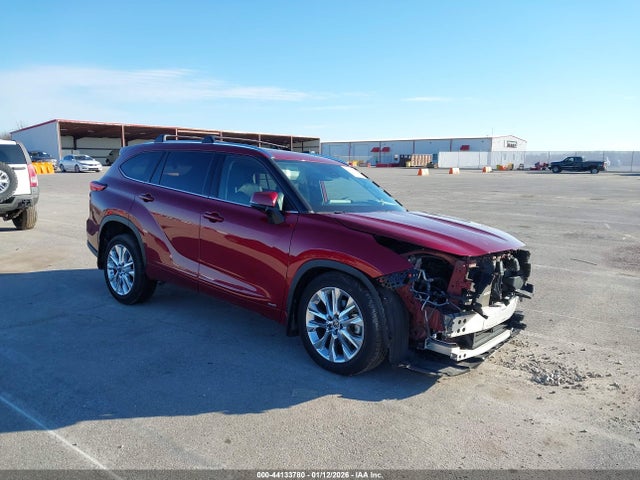 2022 TOYOTA HIGHLANDER 5TDXBRCH8NS555975