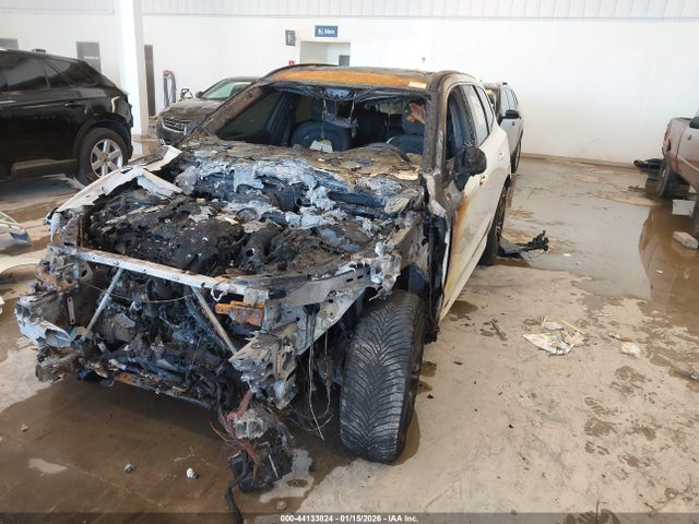 2019 VOLVO XC60 HYBRID LYVBR0DM0KB283548 Photo 1