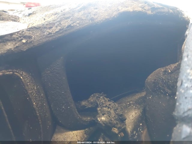 2019 VOLVO XC60 HYBRID LYVBR0DM0KB283548 Photo 6