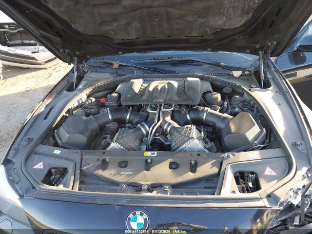 2013 BMW M5 WBSFV9C56DD097039 Photo 9