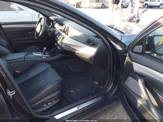 2013 BMW M5 WBSFV9C56DD097039 Photo 4