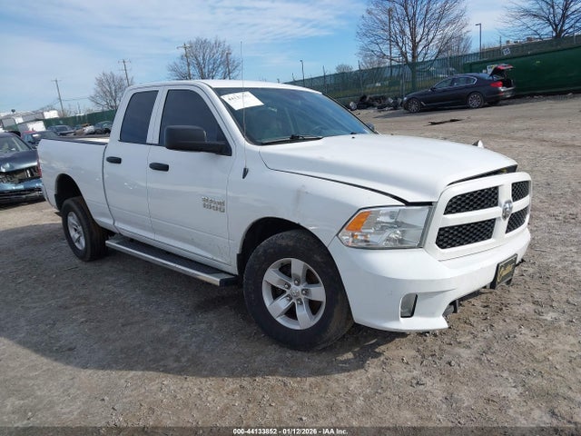 2017 RAM 1500 1C6RR7FG6HS559490