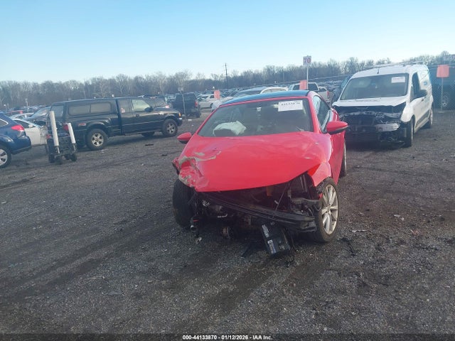 Продаж на аукціоні авто 2016 Volkswagen Eos Komfort, vin: WVWBW8AH4GV000882, номер лоту: 44133870