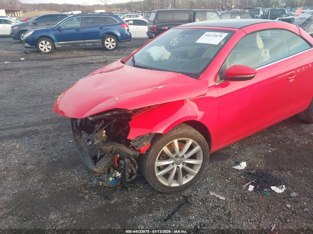 Продаж на аукціоні авто 2016 Volkswagen Eos Komfort, vin: WVWBW8AH4GV000882, номер лоту: 44133870