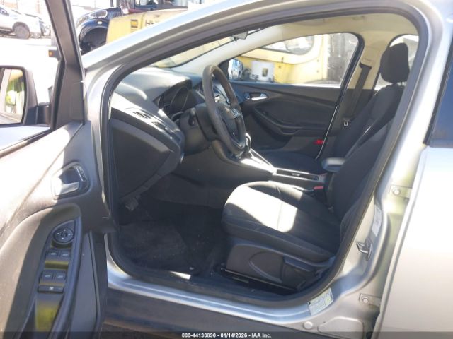 2016 FORD FOCUS 1FADP3F27GL205868 Photo 4