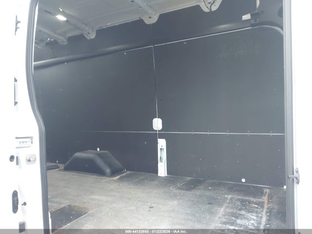 44133955 :رقم المزاد ، 1FTBF4X81RKB18179 vin ، 2024 Ford Transit-350 Cargo Van مزاد بيع