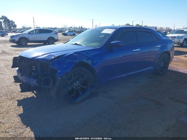 2019 Chrysler 300 300s მანქანა იყიდება აუქციონზე, vin: 2C3CCABG3KH559744, აუქციონის ნომერი: 44133974