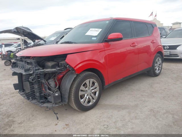 KNDJ23AU9L7727084 KIA SOUL LX