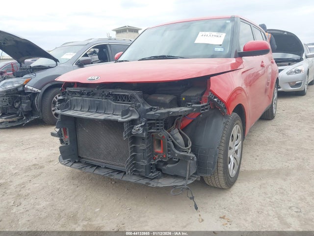 KNDJ23AU9L7727084 KIA SOUL LX
