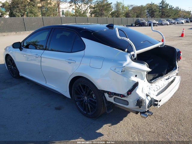 4T1K61AK7NU020805 Toyota CAMRY XSE