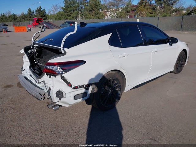 4T1K61AK7NU020805 Toyota CAMRY XSE