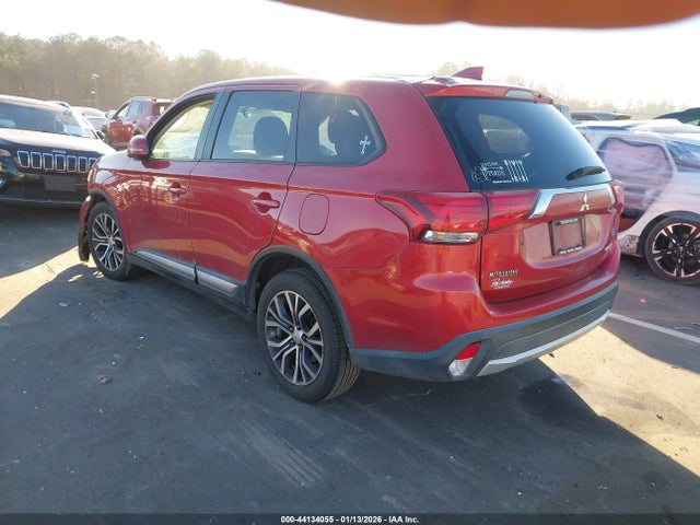 2018 MITSUBISHI OUTLANDER JA4AD3A34JZ032847 Photo 2