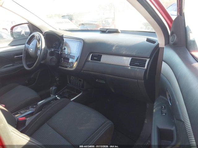 2018 MITSUBISHI OUTLANDER JA4AD3A34JZ032847 Photo 4
