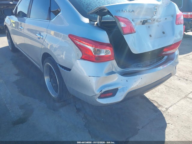 Nissan Sentra 2018 3N1AB7AP7JY310448 Image 15