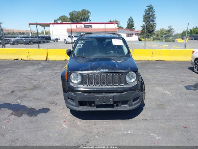 ZACCJBABXHPG35366 Jeep Renegade Sport 4x4