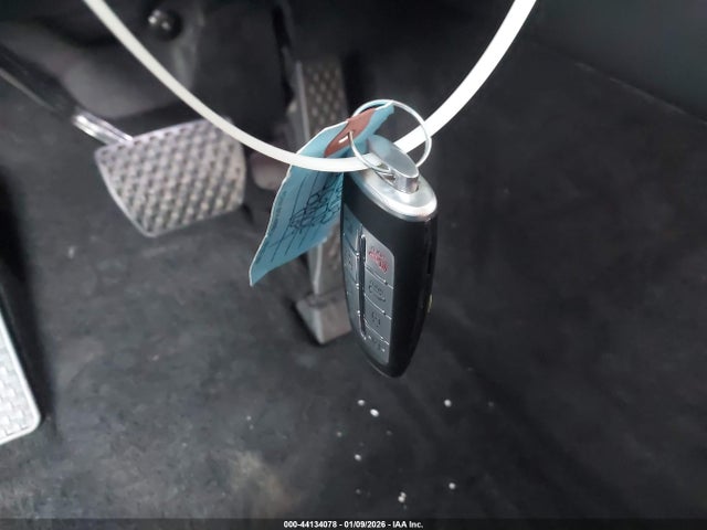 2023 GENESIS GV70 KMUMADTB1PU092576 Photo 10