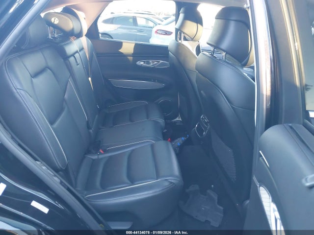 2023 GENESIS GV70 KMUMADTB1PU092576 Photo 7