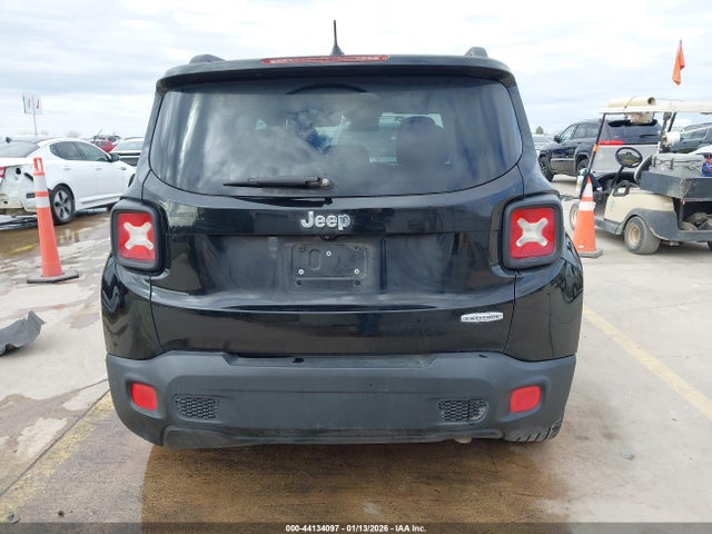 ZACCJABT0FPB67547 Jeep Renegade Latitude
