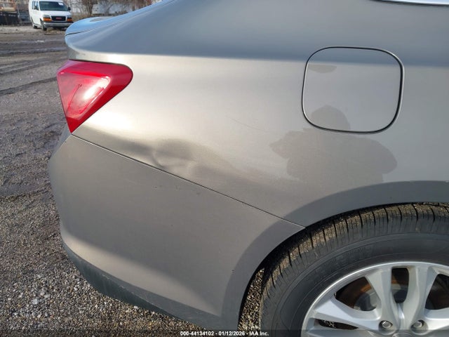 1G1ZD5ST3JF161790 Chevrolet MALIBU LT