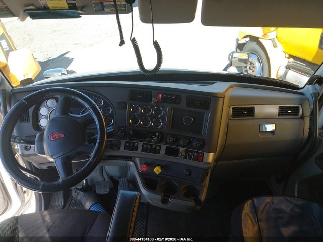 44134103 :رقم المزاد ، 1XKYDP9X6NJ480129 vin ، 2022 Kenworth T680 مزاد بيع