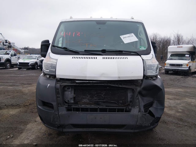 44134122 :رقم المزاد ، 3C6TRVAG6KE561123 vin ، 2019 Ram Promaster 1500 Low Roof 136 Wb مزاد بيع