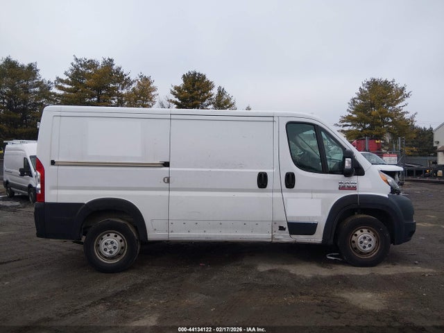44134122 :رقم المزاد ، 3C6TRVAG6KE561123 vin ، 2019 Ram Promaster 1500 Low Roof 136 Wb مزاد بيع