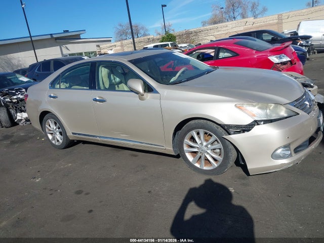 44134156 :رقم المزاد ، JTHBK1EG6A2384417 vin ، 2010 Lexus Es 350 مزاد بيع