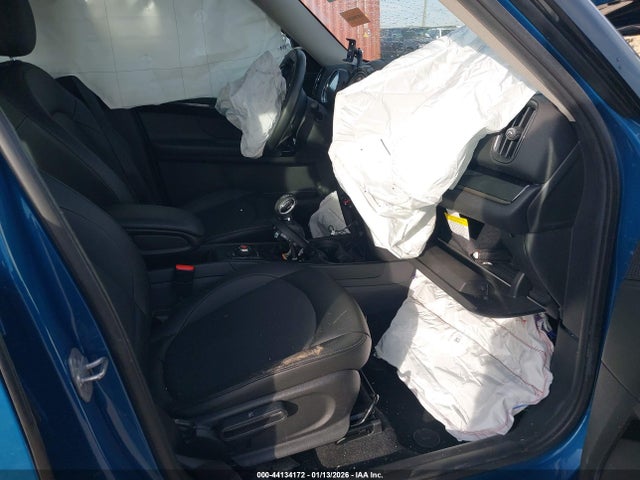 2019 MINI COUNTRYMAN WMZYV5C50K3F58783 Photo 4