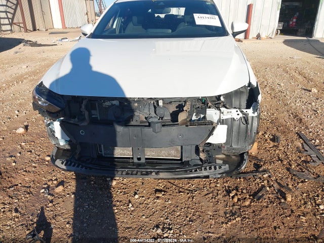 JM1BPAJL5N1509392 Mazda Mazda3 2.5 S