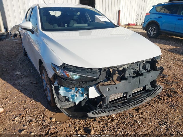 JM1BPAJL5N1509392 Mazda Mazda3 2.5 S