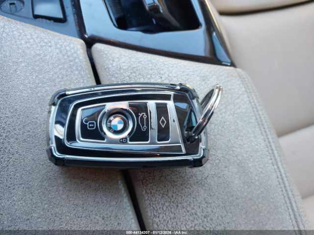 2011 BMW 528I WBAFR1C50BC746170 Photo 10