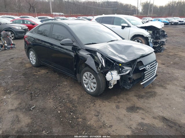 44134251 :رقم المزاد ، 3KPC24A63NE158848 vin ، 2022 Hyundai Accent Se مزاد بيع