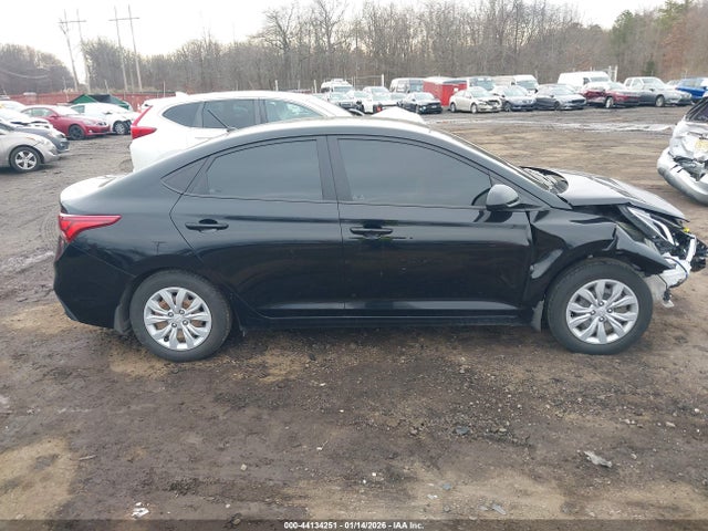 44134251 :رقم المزاد ، 3KPC24A63NE158848 vin ، 2022 Hyundai Accent Se مزاد بيع