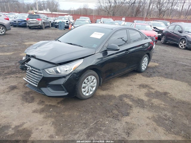 44134251 :رقم المزاد ، 3KPC24A63NE158848 vin ، 2022 Hyundai Accent Se مزاد بيع