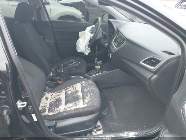 44134251 :رقم المزاد ، 3KPC24A63NE158848 vin ، 2022 Hyundai Accent Se مزاد بيع