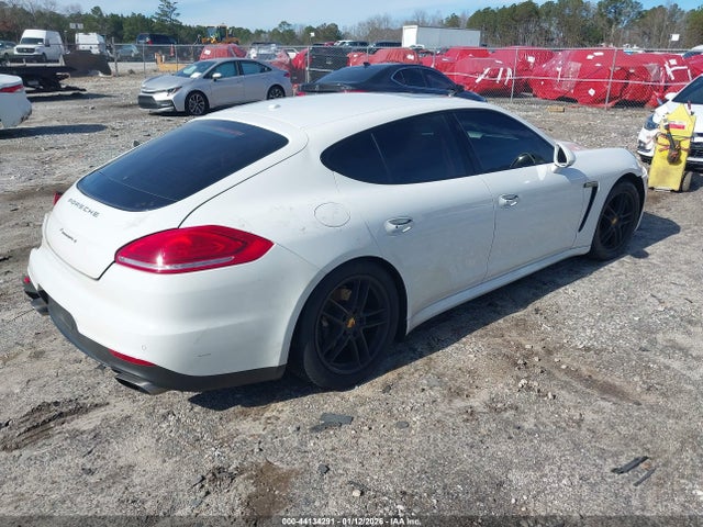 2016 PORSCHE PANAMERA WP0AA2A70GL000159 Photo 3