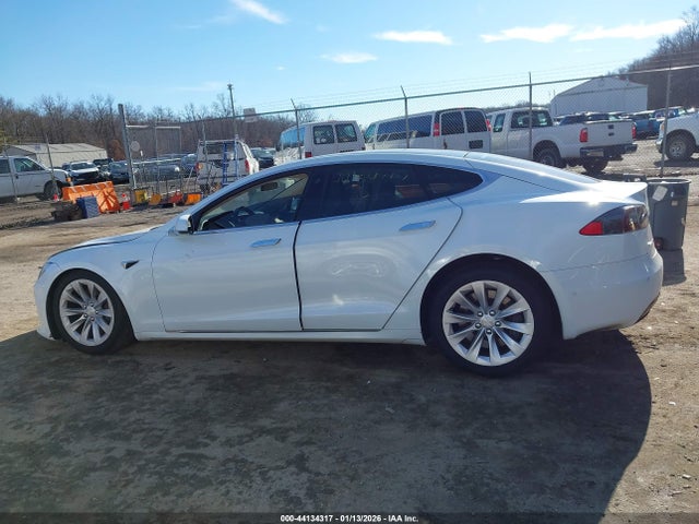 Tesla Model S 100d/75d/p100d 2018 5YJSA1E28JF278587 Image 13