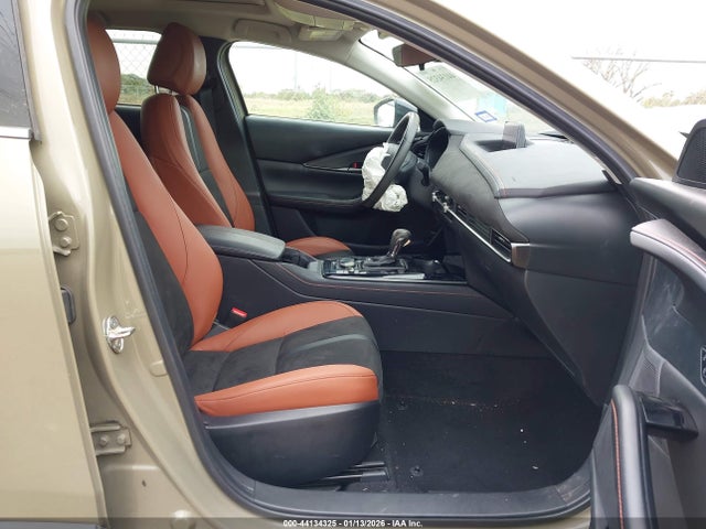 Aukcja sprzedaży 2024 Mazda Cx-30 2.5 Carbon Turbo, vin: 3MVDMBXY2RM652933, numer aukcji: 44134325