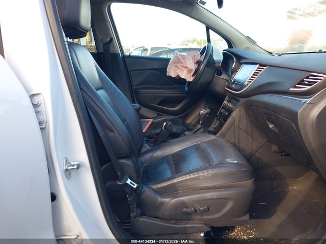 44134334 :رقم المزاد ، KL4CJCSB4JB549386 vin ، 2018 Buick Encore Essence مزاد بيع