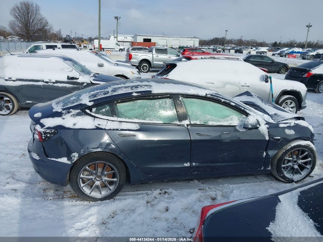 Продаж на аукціоні авто 2021 Tesla Model 3 Standard Range Plus Rear-wheel Drive, vin: 5YJ3E1EA5MF961237, номер лоту: 44134344