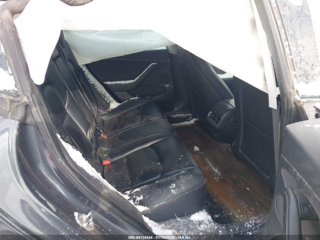 Продаж на аукціоні авто 2021 Tesla Model 3 Standard Range Plus Rear-wheel Drive, vin: 5YJ3E1EA5MF961237, номер лоту: 44134344