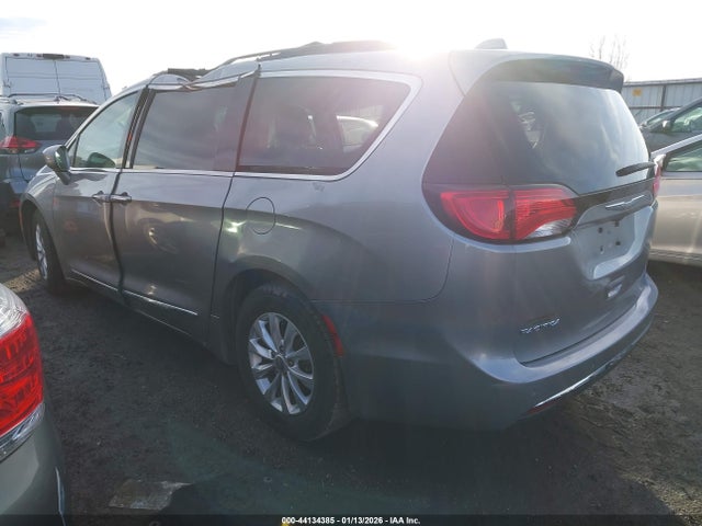 Aukcja sprzedaży 2017 Chrysler Pacifica Touring-l, vin: 2C4RC1BGXHR794151, numer aukcji: 44134385