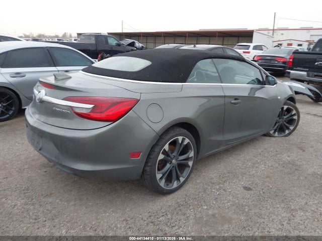 44134410 :رقم المزاد ، W04WH3N52HG090743 vin ، 2017 Buick Cascada Premium مزاد بيع