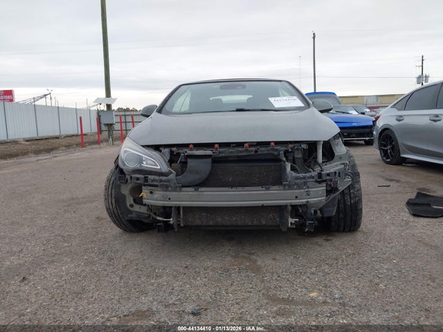 44134410 :رقم المزاد ، W04WH3N52HG090743 vin ، 2017 Buick Cascada Premium مزاد بيع