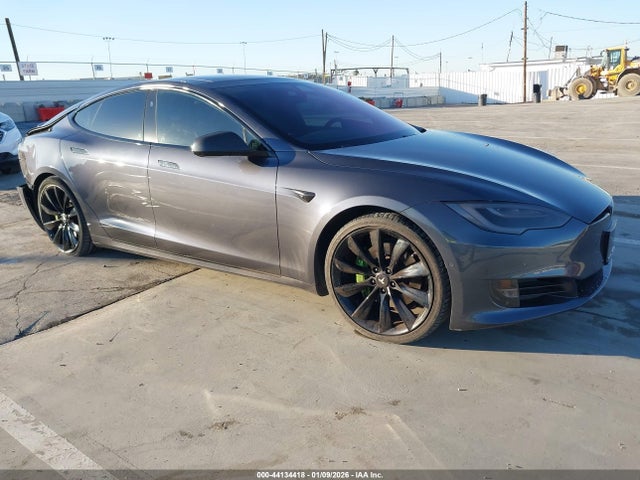 2018 TESLA MODEL S 5YJSA1E46JF286754 Photo 0