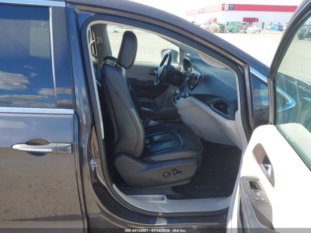 2017 CHRYSLER PACIFICA 2C4RC1EG8HR577466 Photo 4