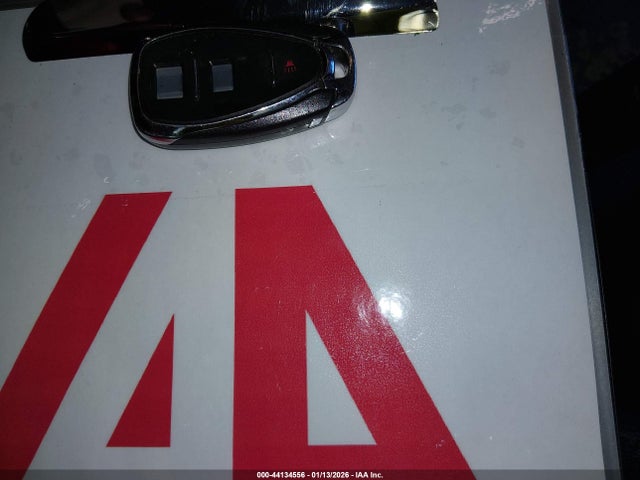 Chevrolet EQUINOX LT 2019 2GNAXUEV3K6209746 Image 11