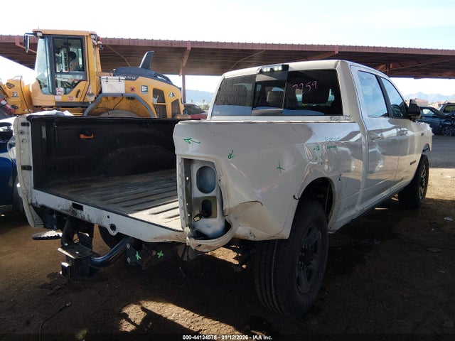 3C6UR4FJ4MG642826 RAM 2500 Laramie 4x2 6&#039;4 Box